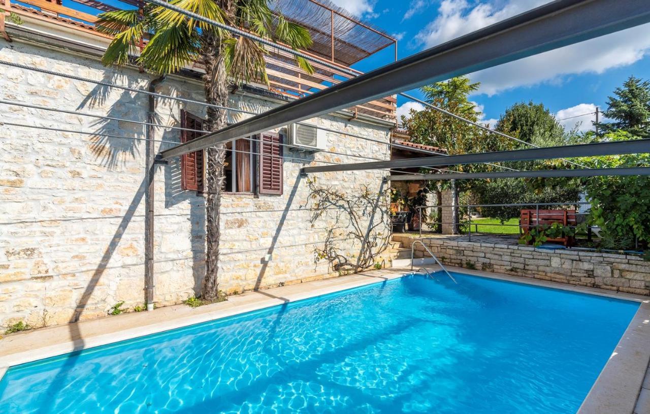 Готель House Peresiji Номер фото