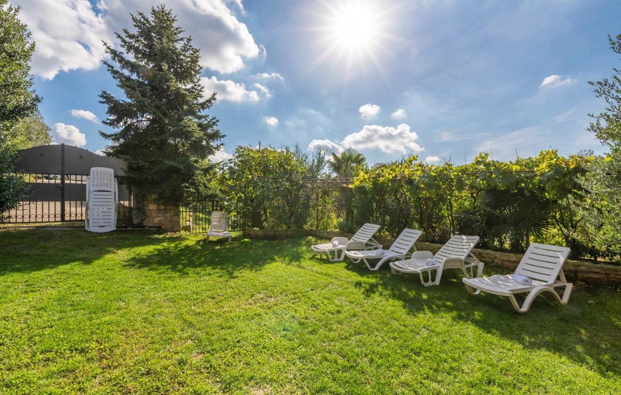 Готель House Peresiji Номер фото