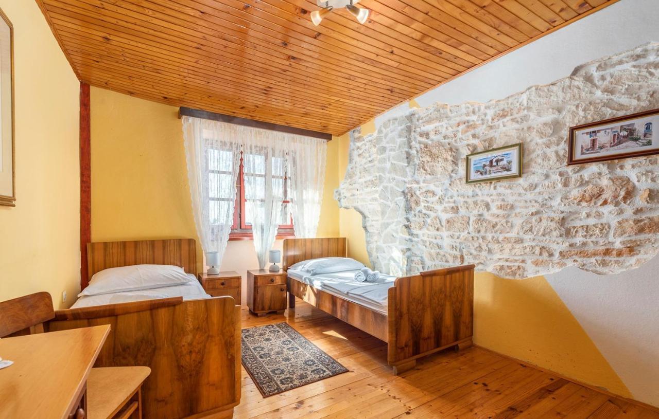 Готель House Peresiji Номер фото
