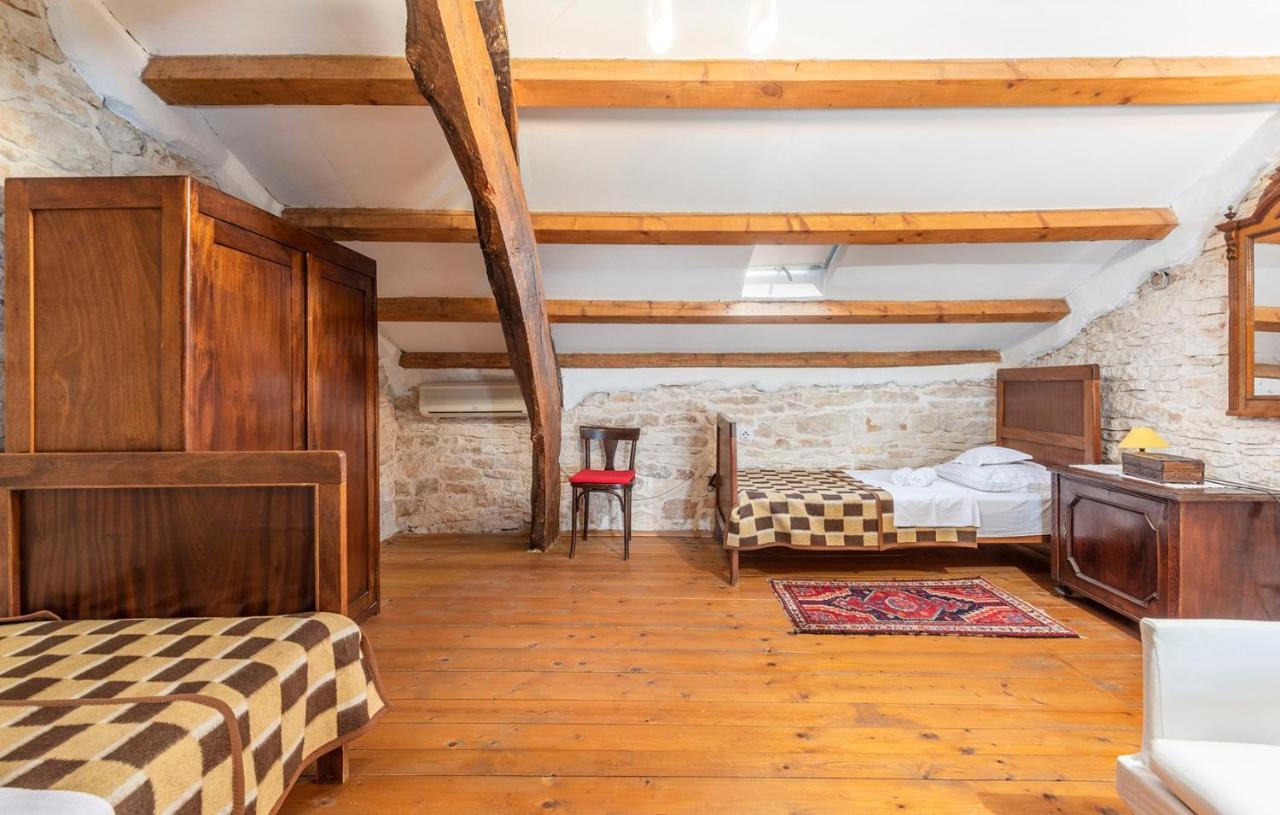 Готель House Peresiji Номер фото