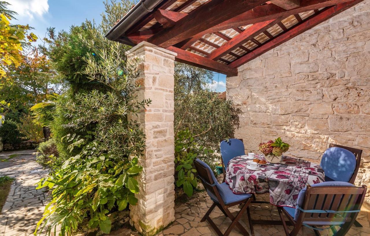 Готель House Peresiji Номер фото