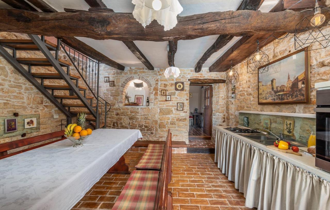 Готель House Peresiji Номер фото