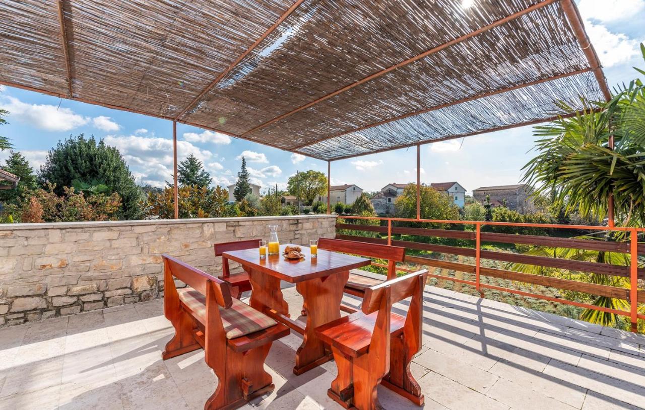 Готель House Peresiji Номер фото
