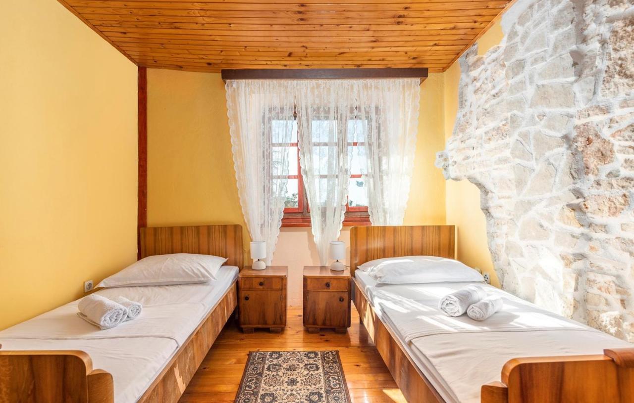 Готель House Peresiji Номер фото